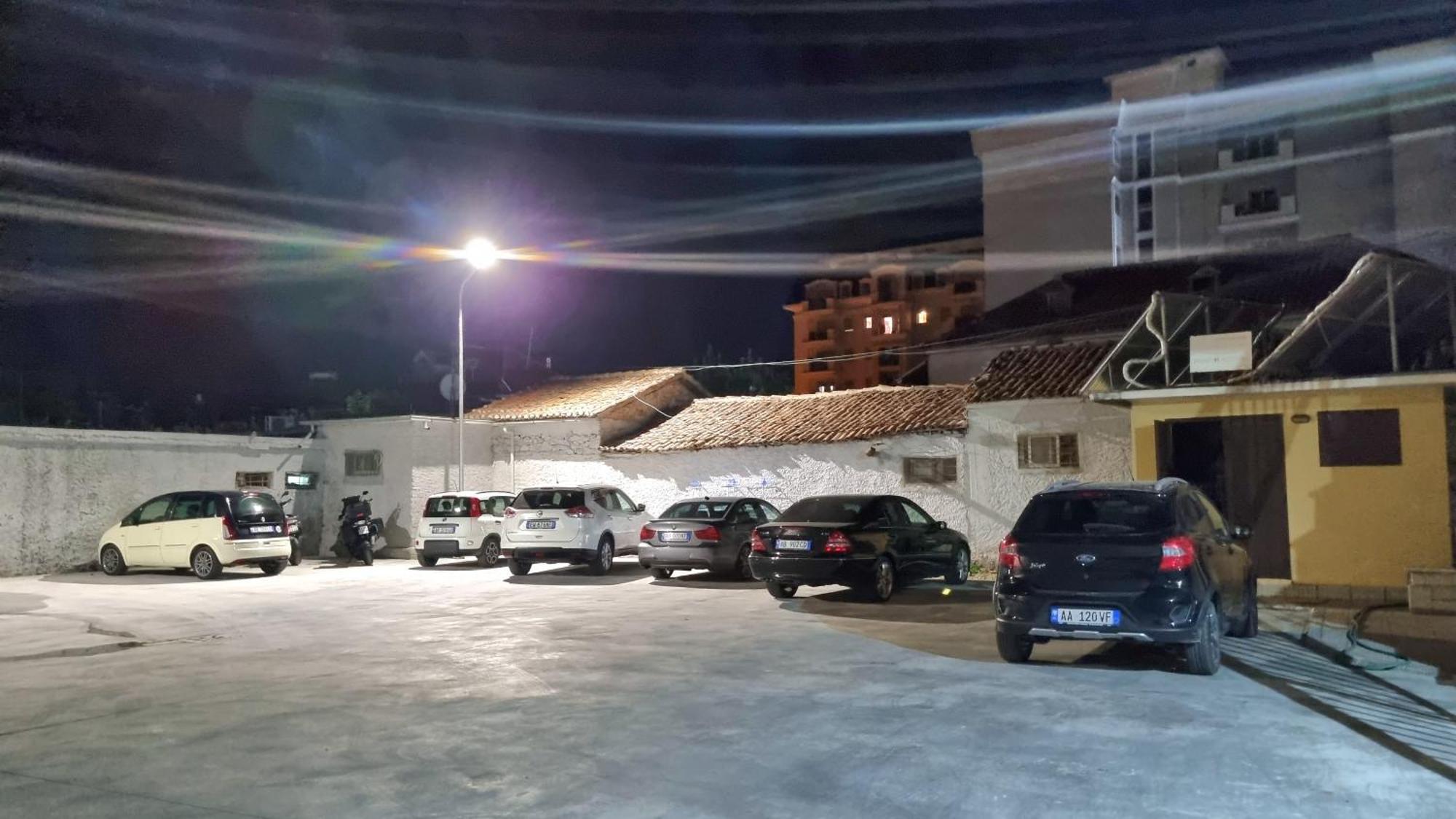 Alko Hotel Shkodër Exteriör bild